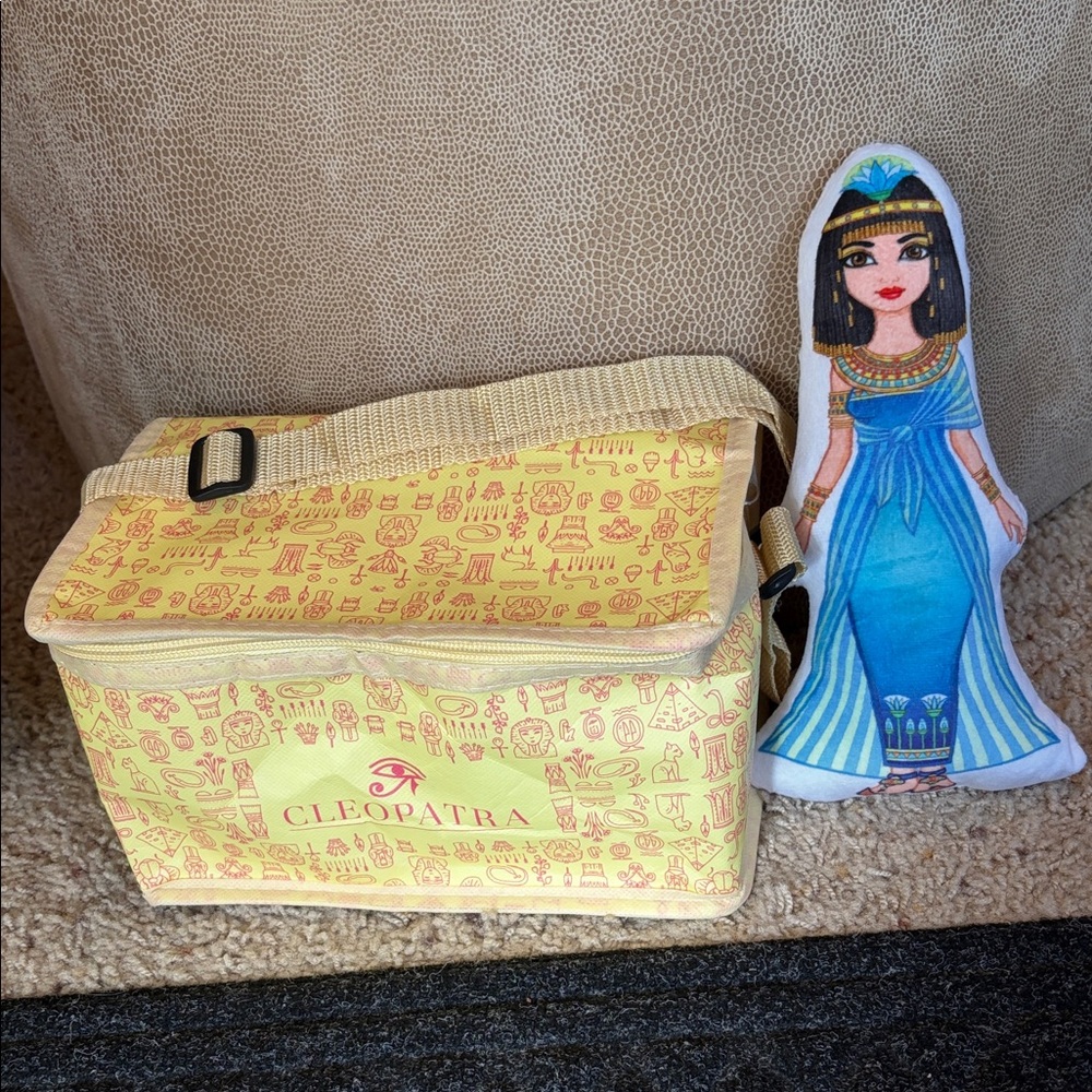 Cleopatra Themed Insulated Lunch Bag and Cleopatra plush set
